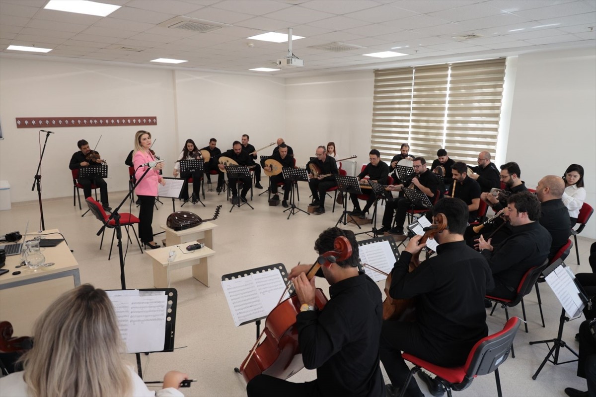 Cumhurbaşkanlığı Kültür ve Sanat Politikaları Kurulu Üyesi, ud sanatçısı Prof. Dr. Gülçin Yahya...