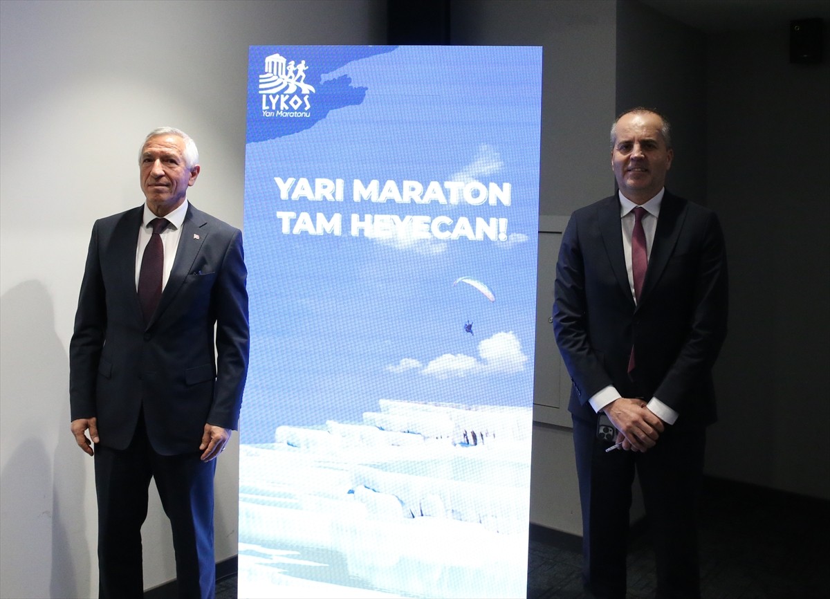 Denizli'nin Pamukkale ilçesinde bu yıl ilk kez gerçekleştirilecek Lykos Yarı Maratonu, 26 Ekim'de...
