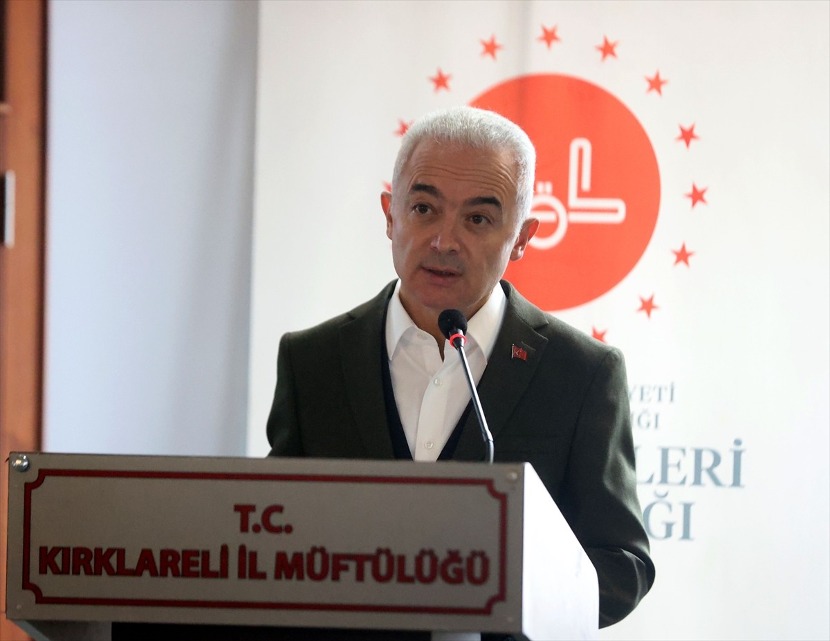 Diyanet İşleri Başkanlığınca Kırklareli'nde "Kur'an Kursları Arası Hafızlık Yarışması Türkiye...