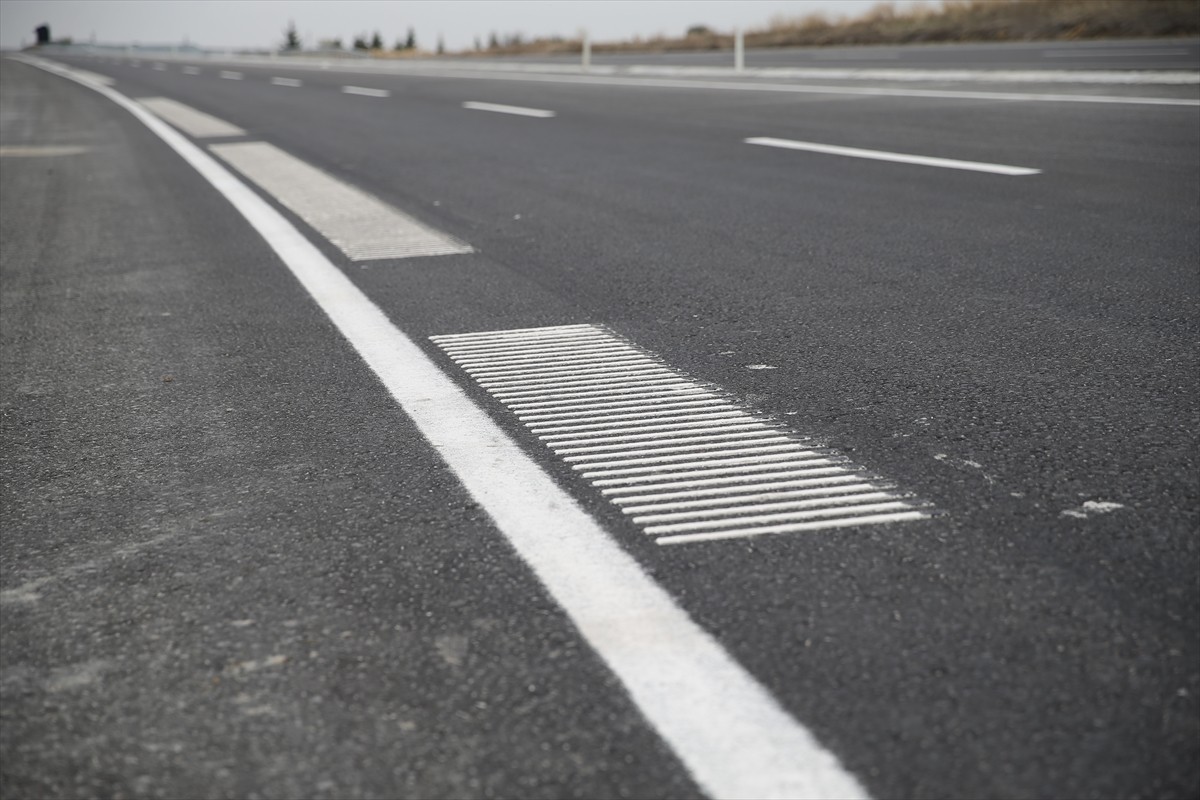Edirne-Kırklareli kara yolunda "melodili yol" uygulaması hayata geçirildi, sürücüler yolda Mehter...