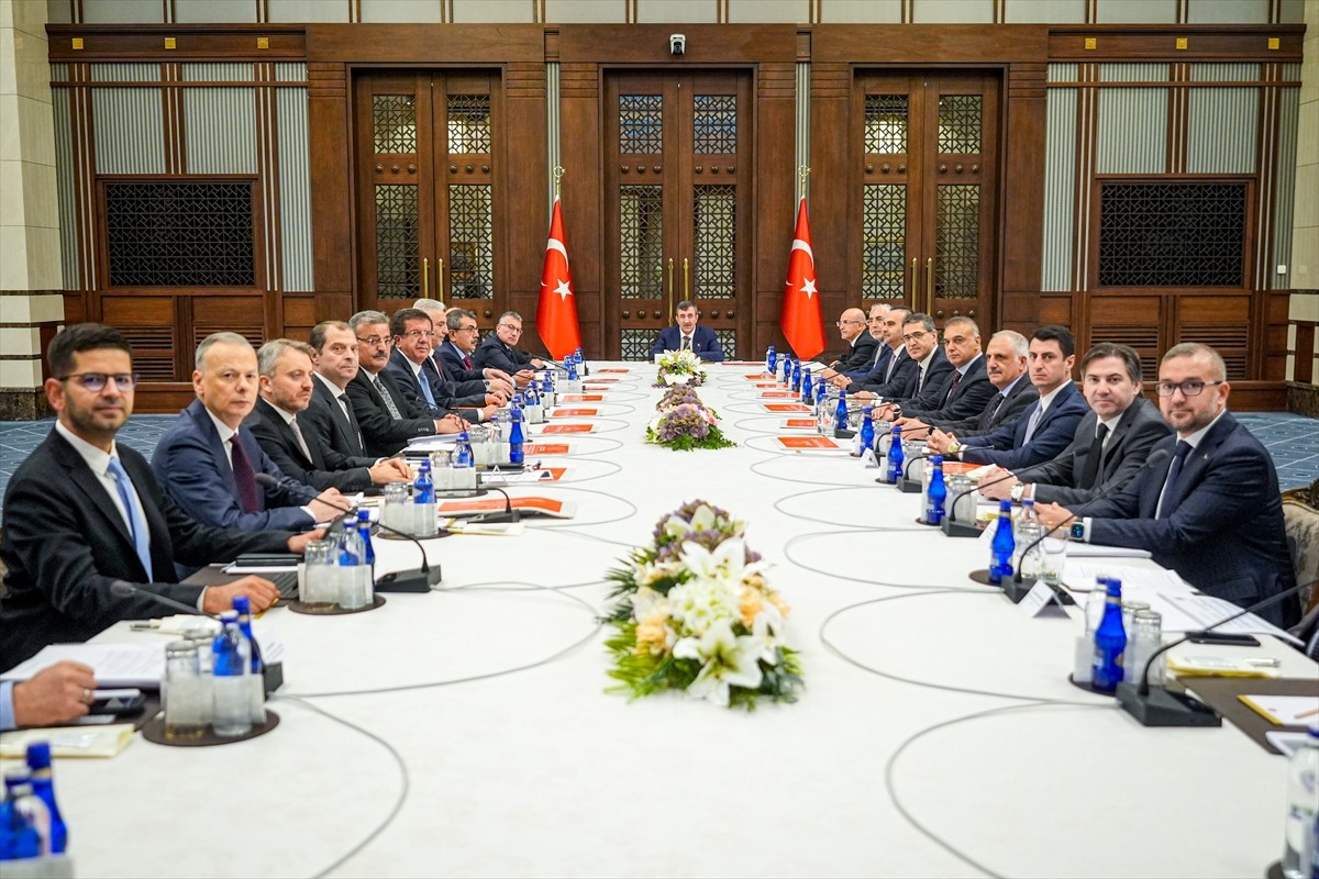 Ekonomi Koordinasyon Kurulu (EKK), Cumhurbaşkanı Yardımcısı Cevdet Yılmaz'ın başkanlığında...