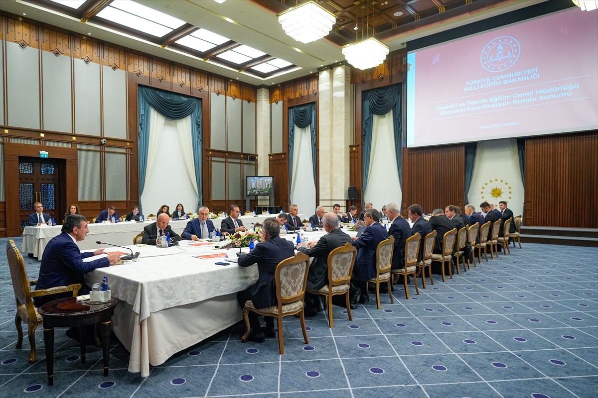 Ekonomi Koordinasyon Kurulu (EKK), Cumhurbaşkanı Yardımcısı Cevdet Yılmaz'ın başkanlığında...