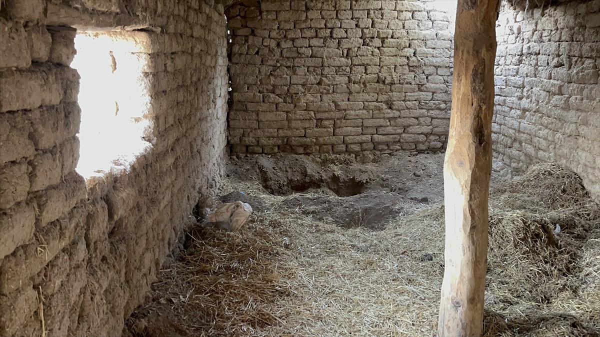 Eskişehir'de Odunpazarı ilçesinde 14 yıldır kayıp olarak aranan kişinin kardeşi tarafından...