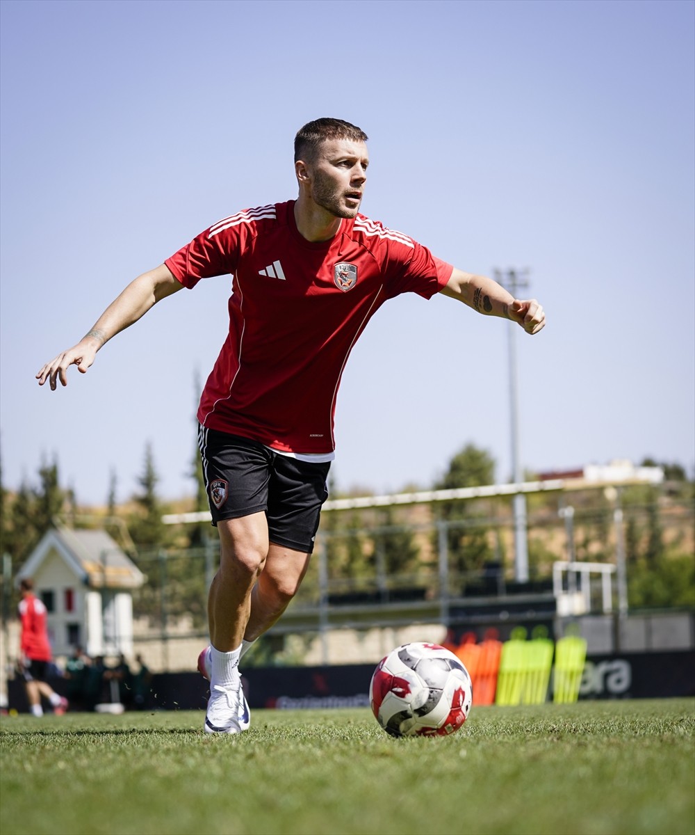 Gaziantep FK, Trendyol Süper Lig'in 8. haftasında deplasmanda Mısırlı.com.tr Fatih Karagümrük ile...