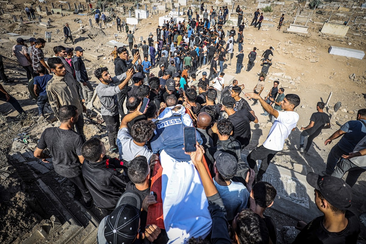 Gazze Şeridi’ndeki Sabra Mahallesi’nde İsrail’in işgali sırasında silahlandırdığı çeteler...