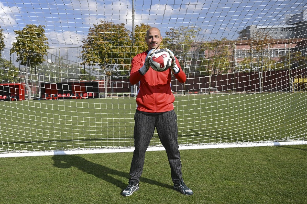 Gençlerbirliği Kalecisi Erhan Erentürk, AA muhabirine açıklamalarda bulundu. 