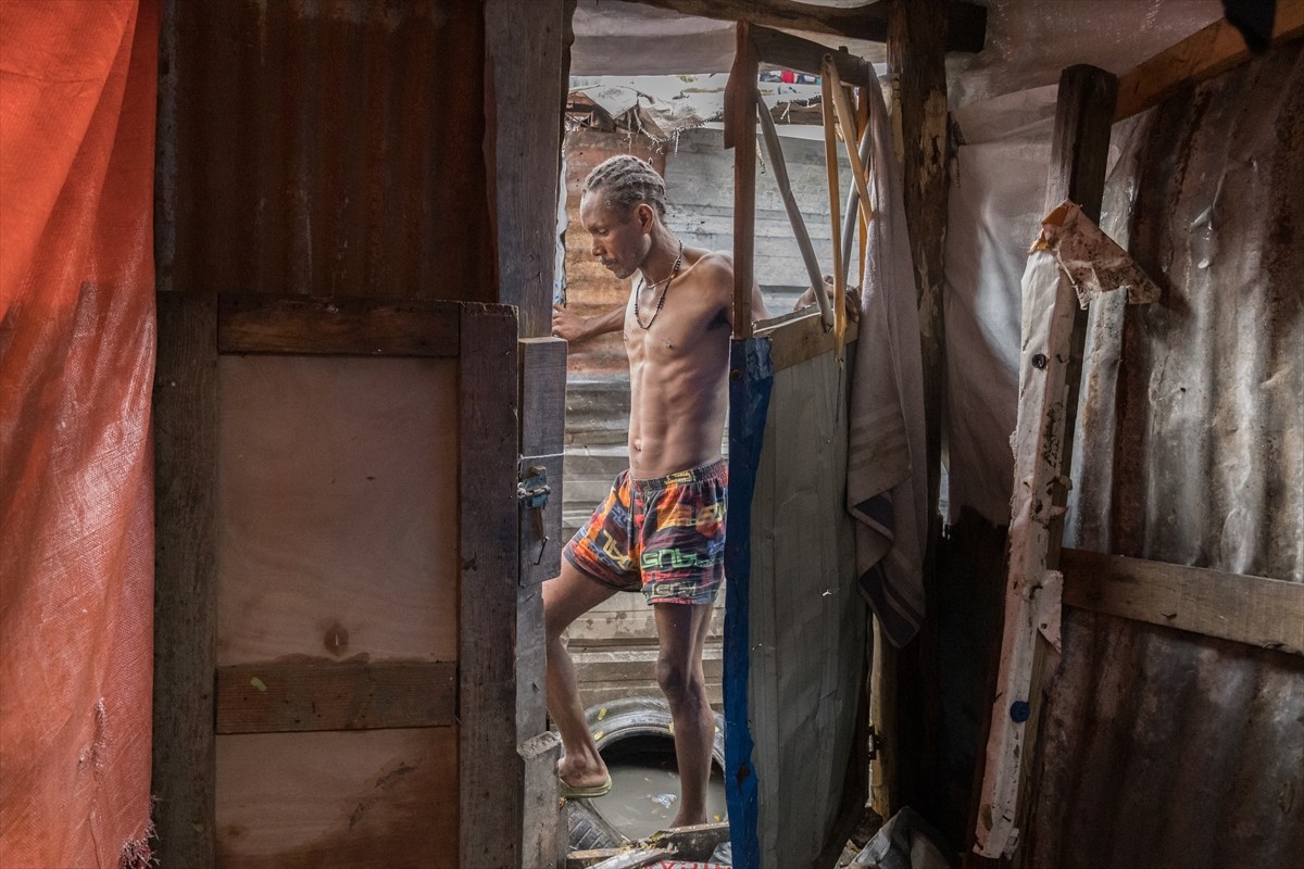 Haiti'nin güneyinde, Melissa Kasırgası'nın neden olduğu sel sonucu La Digue Nehri'nin taşması ve...