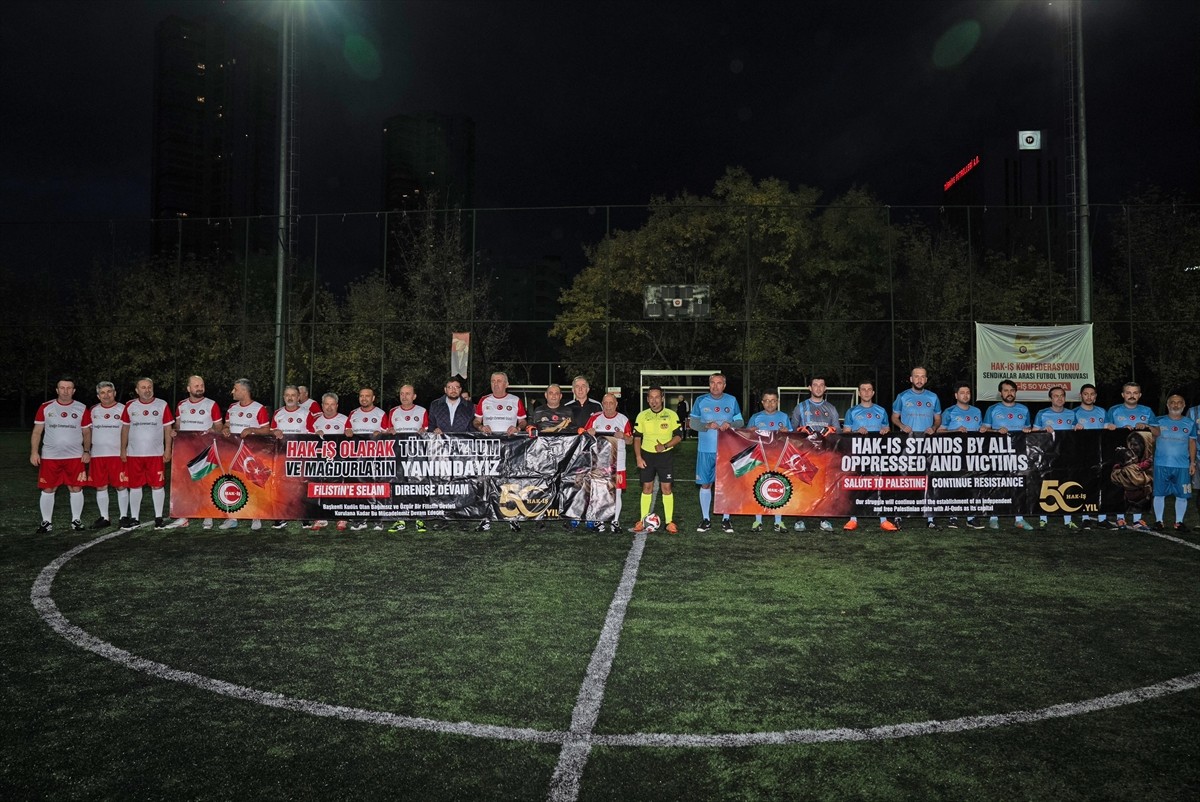 HAK-İŞ'in kuruluşunun 50. yıl dönümü kapsamında, aralarında HAK-İŞ Genel Başkanı Mahmut Arslan'ın...