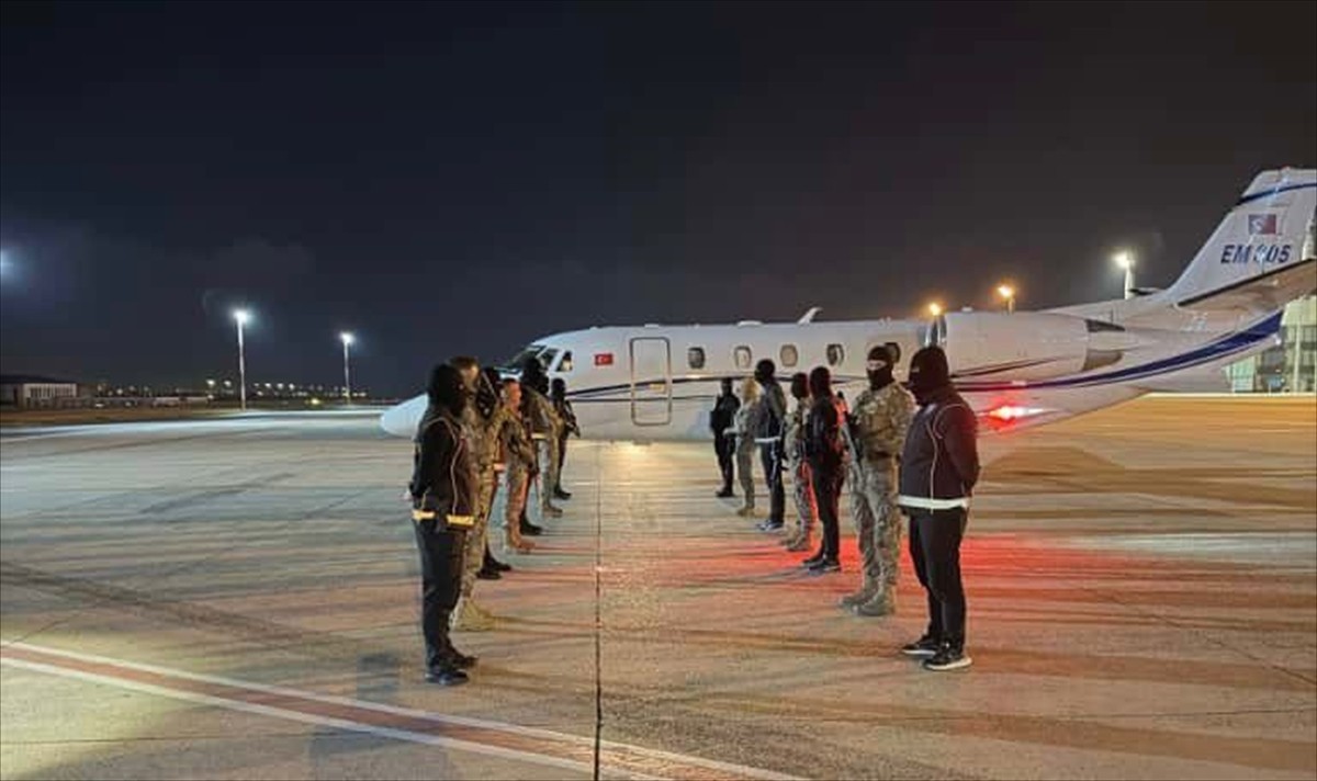 İçişleri Bakanı Ali Yerlikaya, kırmızı bültenle uluslararası seviyede aranan "Don Vito" lakaplı...