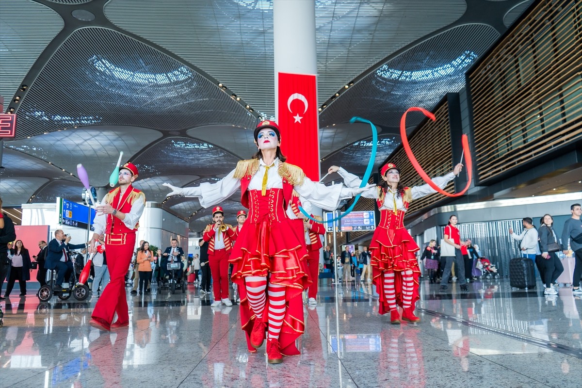 İstanbul Havalimanı'nda, 29 Ekim Cumhuriyet Bayramı ve havalimanının hizmete açılışının 7. yıl...