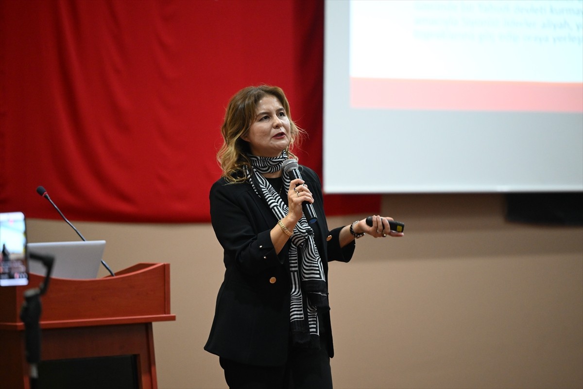 İstanbul Kültür Üniversitesi İktisadi ve İdari Bilimler Fakültesi Siyaset Bilimi ve Uluslararası...