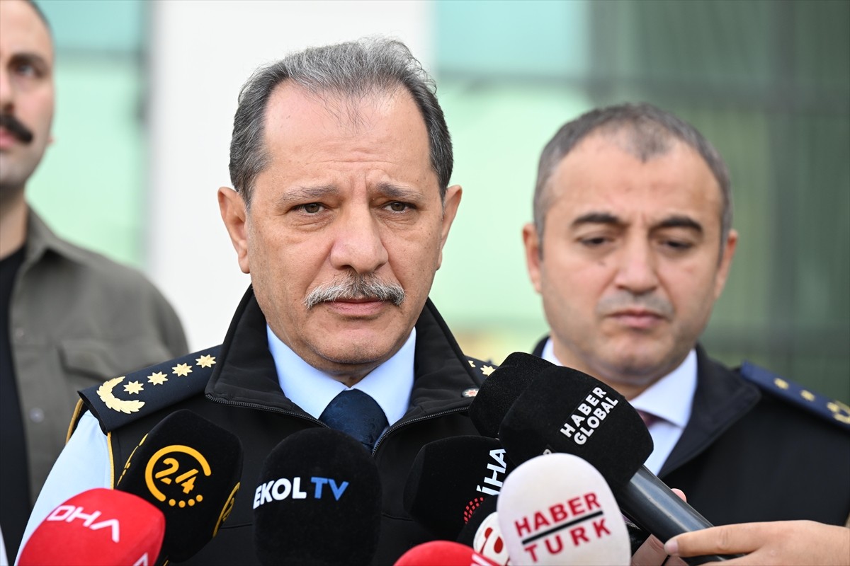 İstanbul merkezli uyuşturucu operasyonlarında 19 Eylül-18 Ekim tarihleri arasında gözaltına alınan...