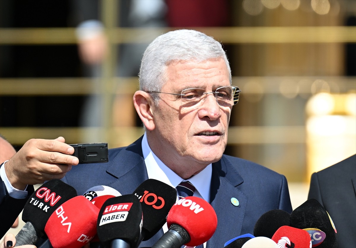 İYİ Parti Genel Başkanı Müsavat Dervişoğlu, TBMM'nin 28. Dönem 4. Yasama Yılı açılış oturumuna...