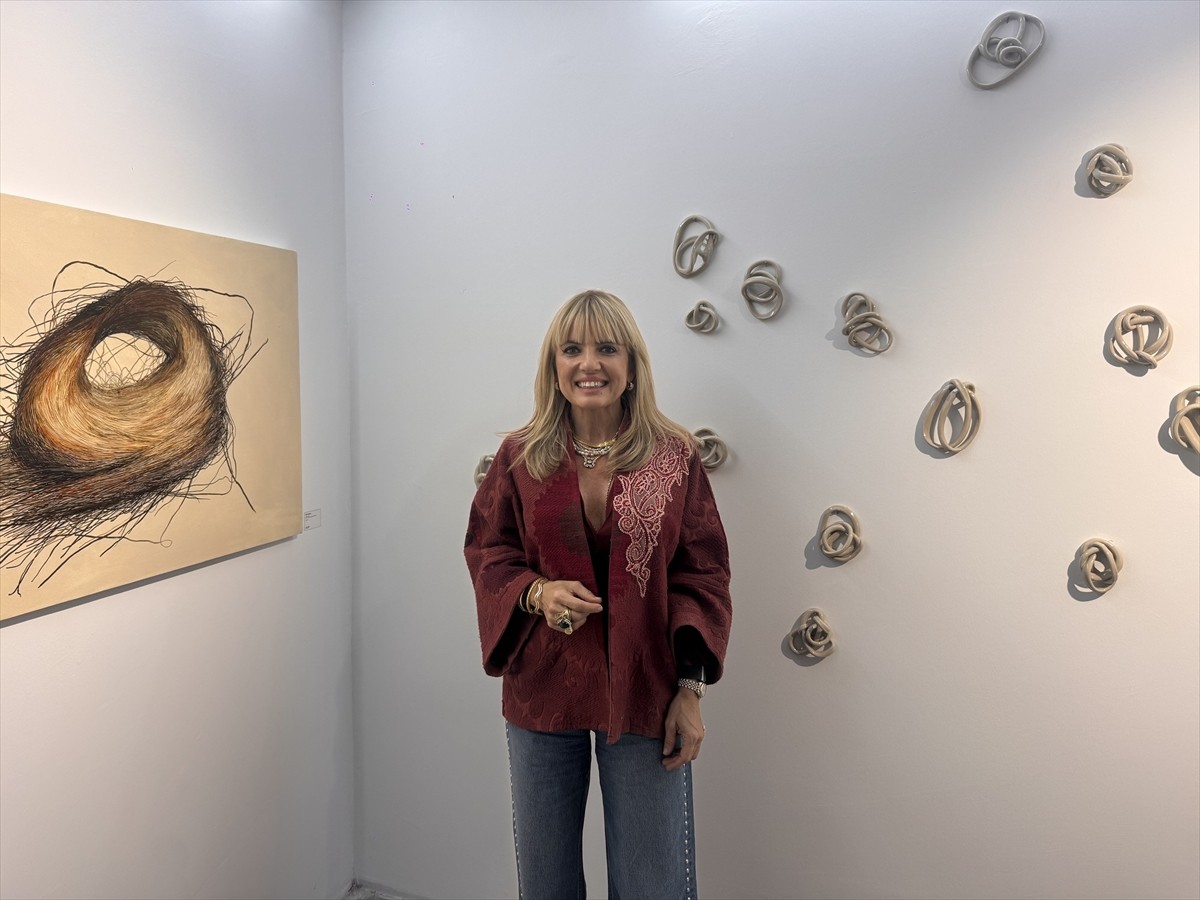 İyilik İçin Sanat Derneği tarafından, Artweeks Istanbul XII. Edisyonu kapsamında gerçekleştirilen...