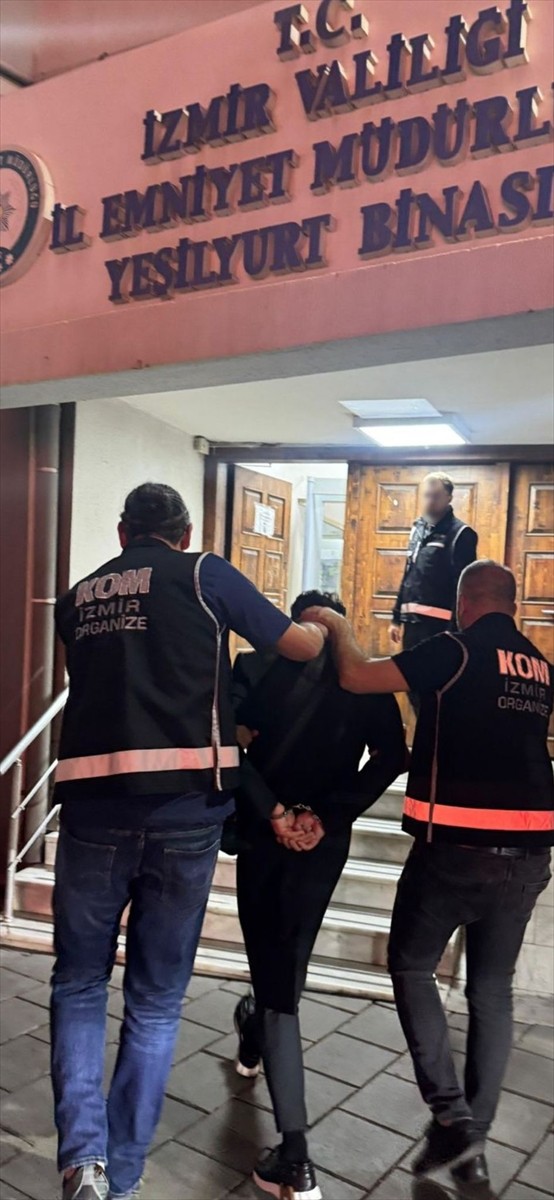 İzmir'de gözaltına alınan organize suç örgütü elebaşı Coşkun Necati Arabacı tutuklandı.