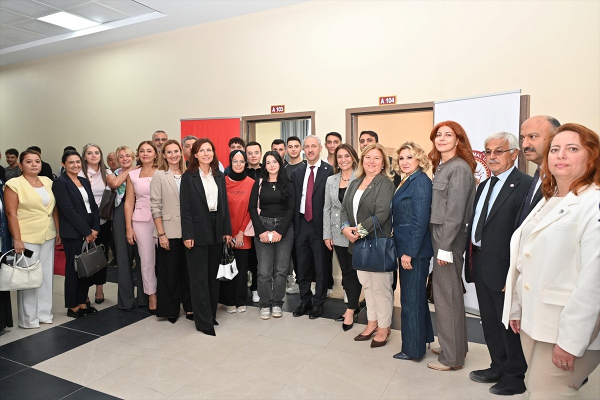 Kadın İşveren ve Sanayiciler Derneği (KAİSDER) desteğiyle Hatay Mustafa Kemal Üniversitesine...