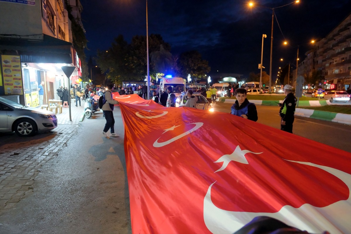 Kırklareli'nde Gazze'ye destek yürüyüşü gerçekleştirildi. Etkinliğe katılan çok sayıda kişi...