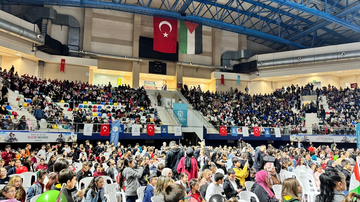 Kocaeli'de, Kocaeli Büyükşehir Belediyesi tarafından Şehit Polis Recep Topaloğlu Spor Salonu'nda...