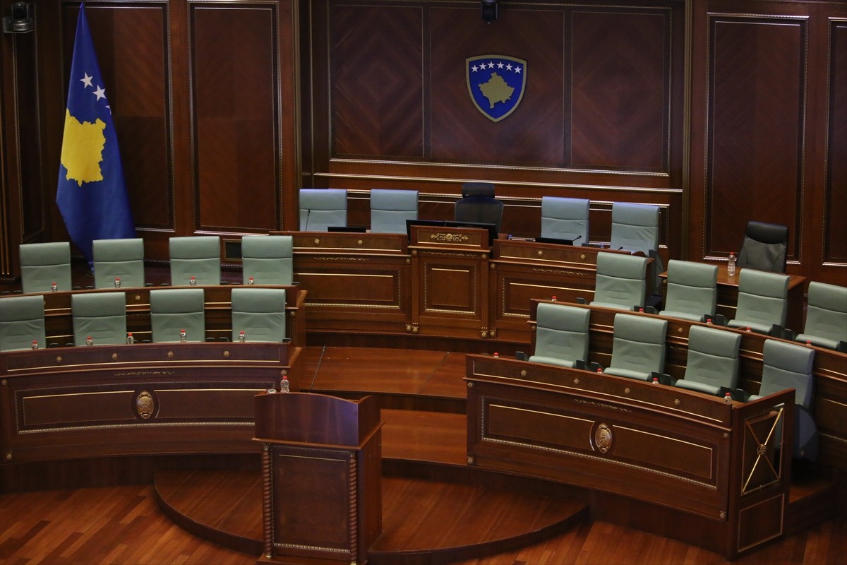 Kosova’da 9 Şubat’ta yapılan genel seçimden birinci sırada çıkan Kendin Karar Al Hareketinin...