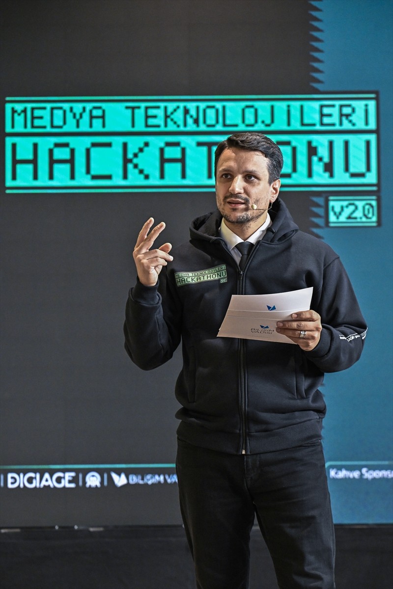 Medya teknolojileri alanında bir ilk olan "AA Medya Teknolojileri Hackathonu V2.0"ın 48 Saatlik...