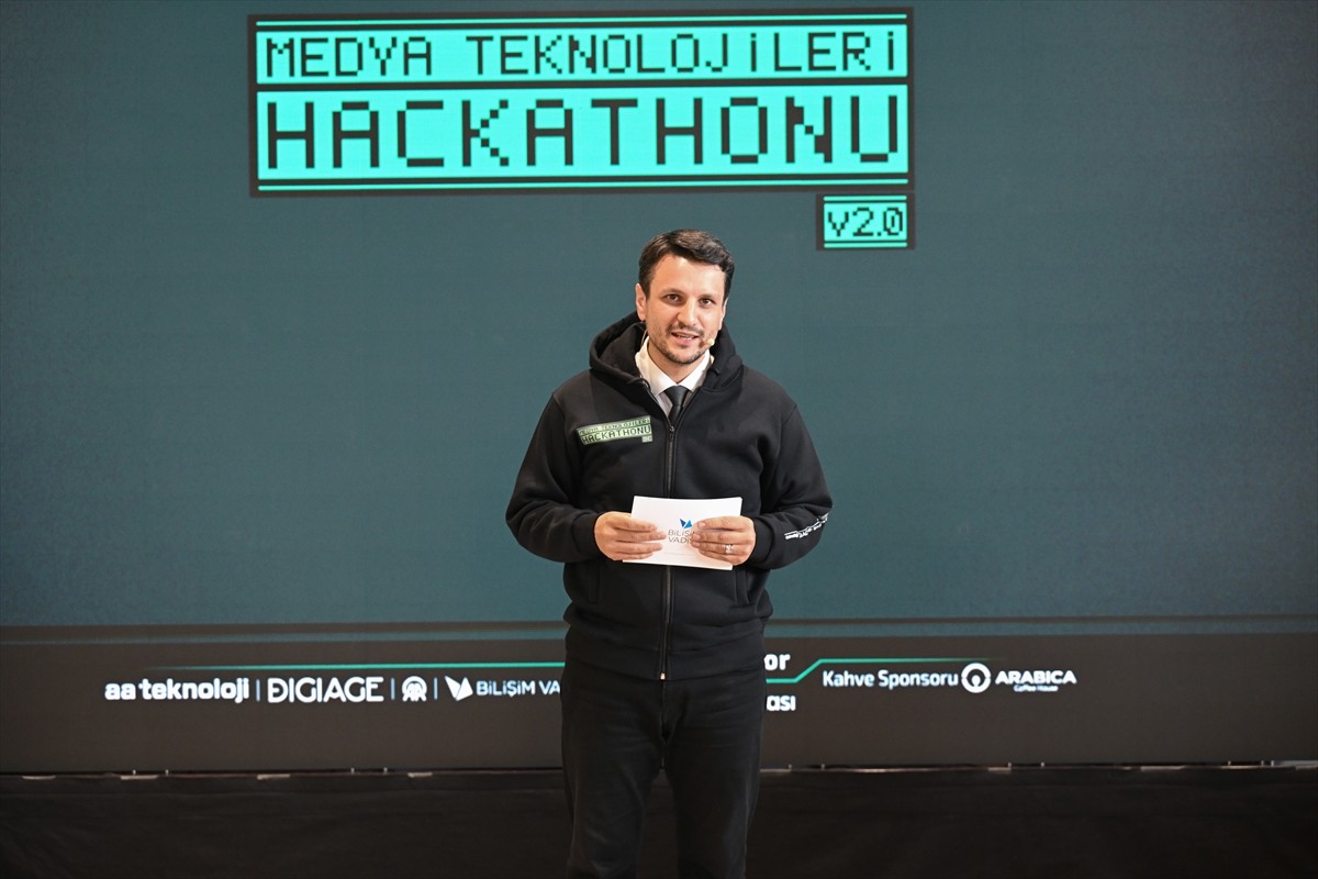 Medya teknolojileri alanında bir ilk olan "AA Medya Teknolojileri Hackathonu V2.0"ın 48 Saatlik...