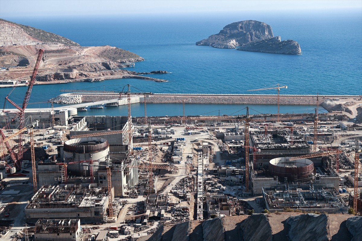 Mersin'in Gülnar ilçesinde inşası devam eden Akkuyu Nükleer Güç Santrali'ndeki (NGS) çalışmalar...