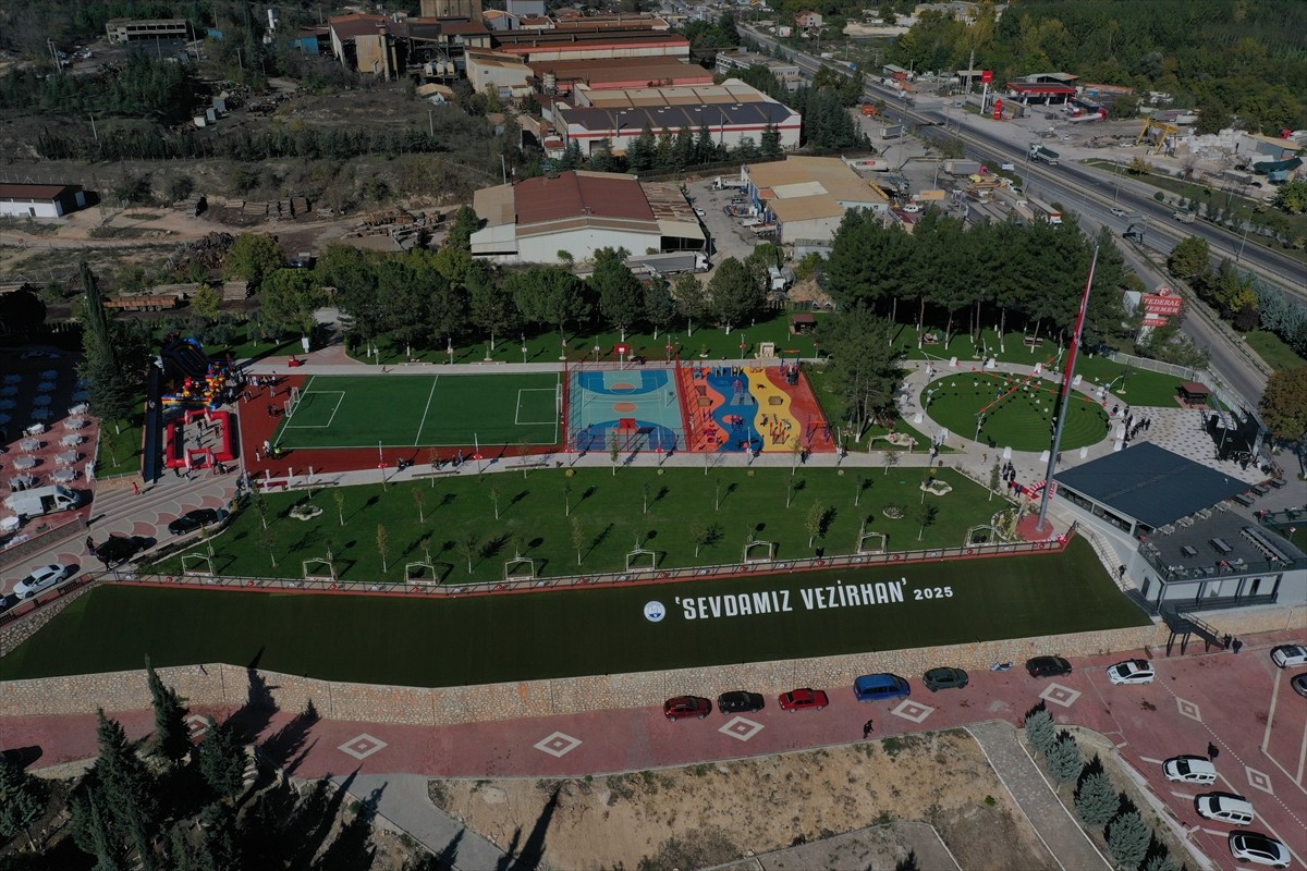 MHP Genel Başkan Yardımcısı Sadir Durmaz, Bilecik'te, Vezirhan Belde Belediyesince yapımı...