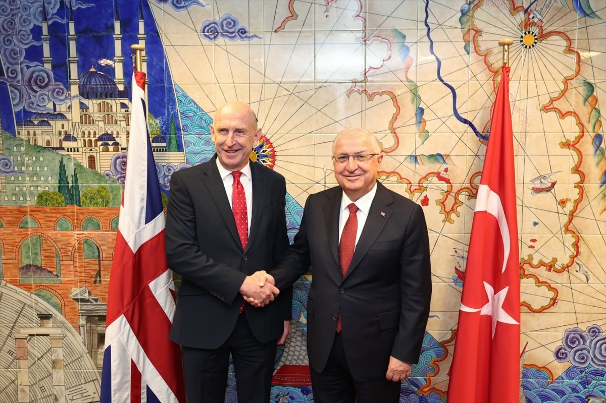 Millî Savunma Bakanı Yaşar Güler, NATO Savunma Bakanları Toplantısı için gittiği Brüksel’de...