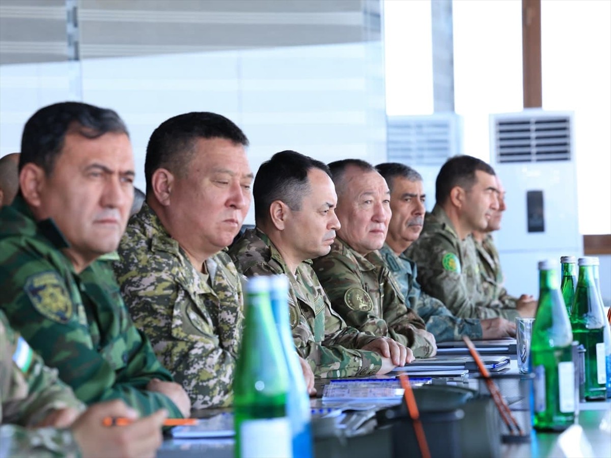 Özbekistan'da, Orta Asya ülkeleri ve Azerbaycan Silahlı Kuvvetlerinin katılımıyla "Birlik-2025"...