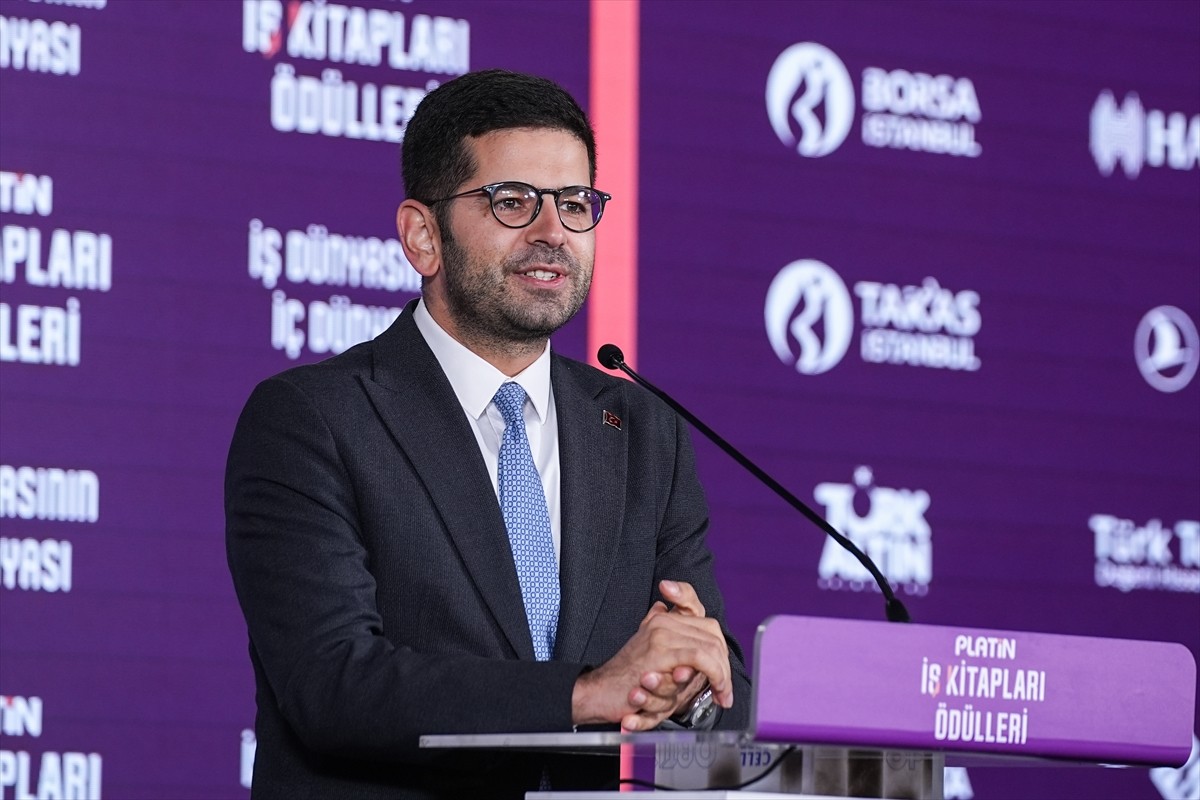 Platin Dergisi tarafından düzenlenen ve halk oylamasıyla belirlenen "Platin İş Kitapları...