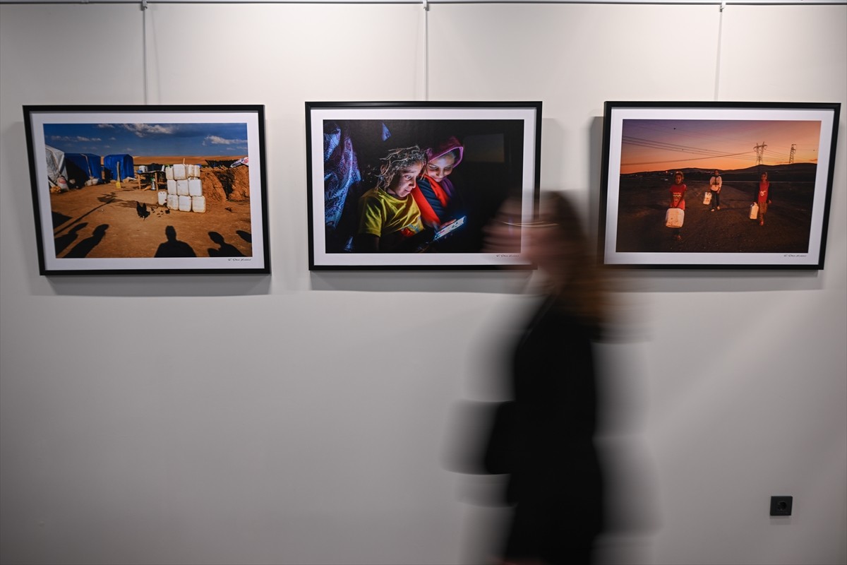 "15 Ekim Dünya Kadın Çiftçiler Günü" dolayısıyla sanatçı Dilek Yurdakul'un kadın mevsimlik tarım...