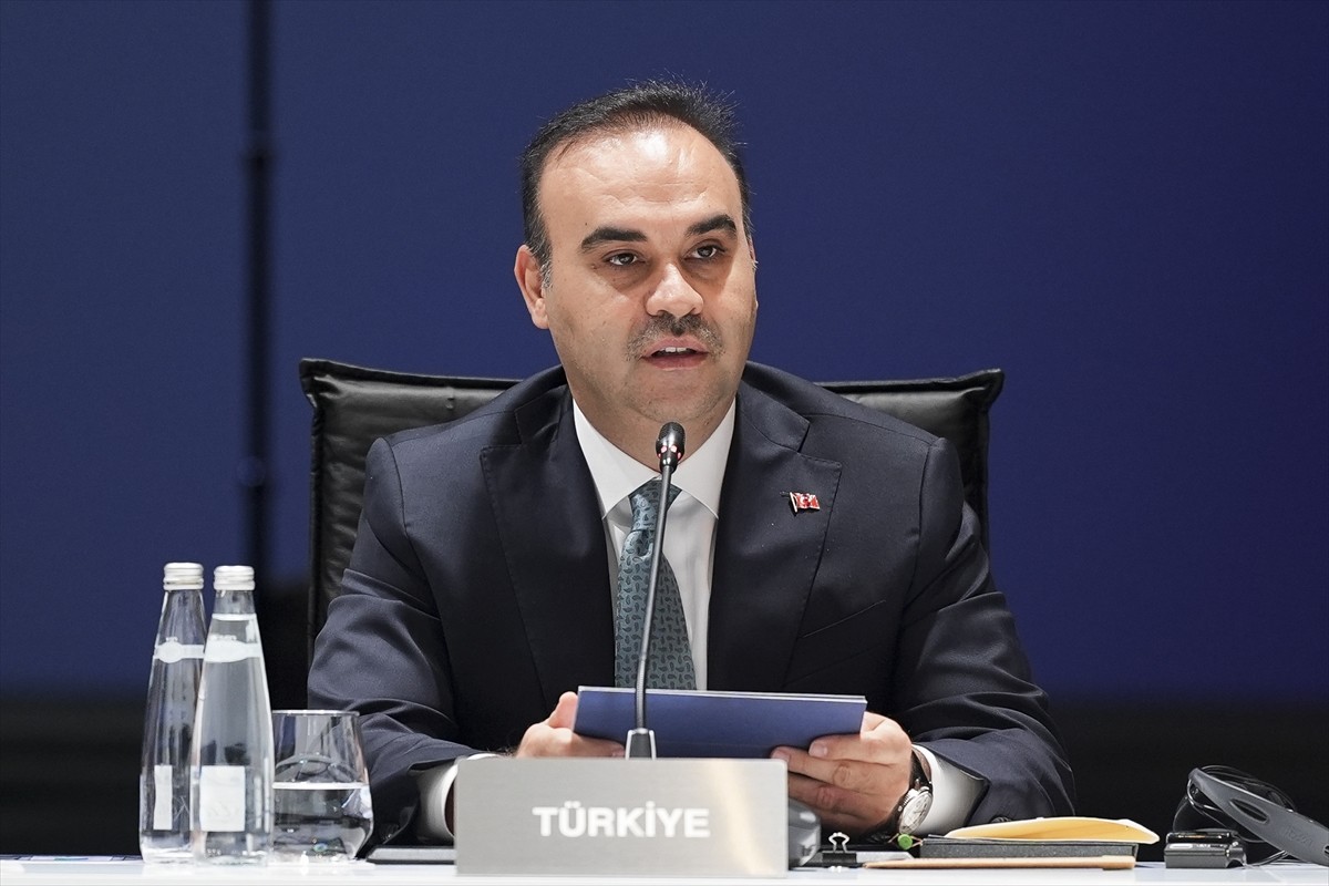 Sanayi ve Teknoloji Bakanı Mehmet Fatih Kacır, Sıfır Atık Vakfı tarafından, Çevre, Şehircilik ve...