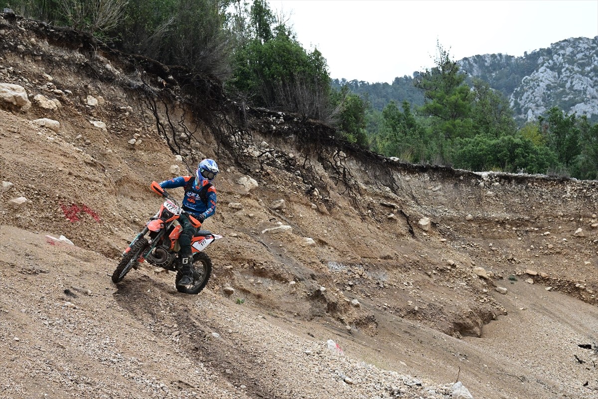 Sea To Sky Enduro Motosiklet Yarışı'nın 16'ncısı, Hard Enduro Dünya Şampiyonası'nın 5'inci ayağı...