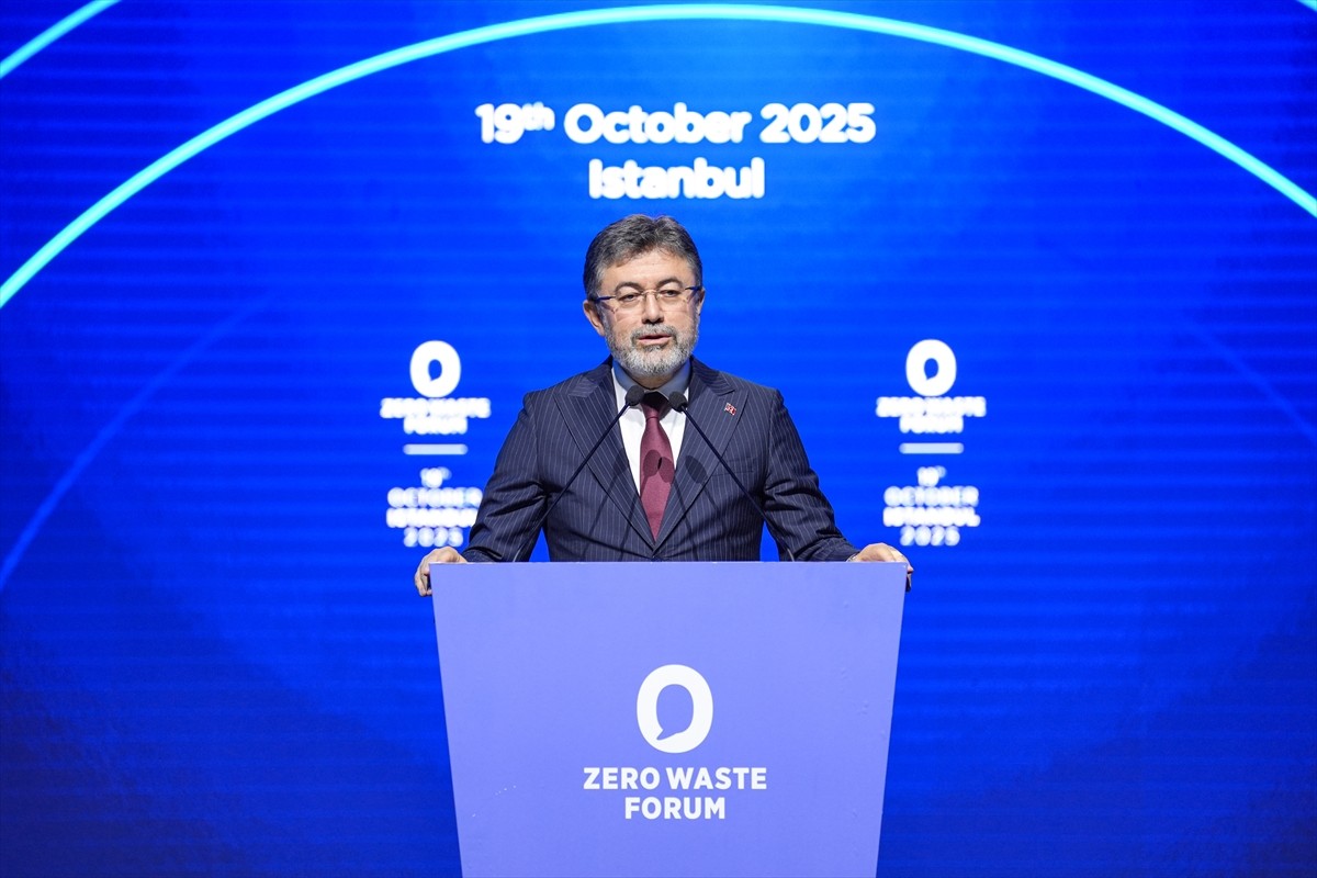 Tarım ve Orman Bakanı İbrahim Yumaklı, Sıfır Atık Vakfı tarafından, Çevre, Şehircilik ve İklim...