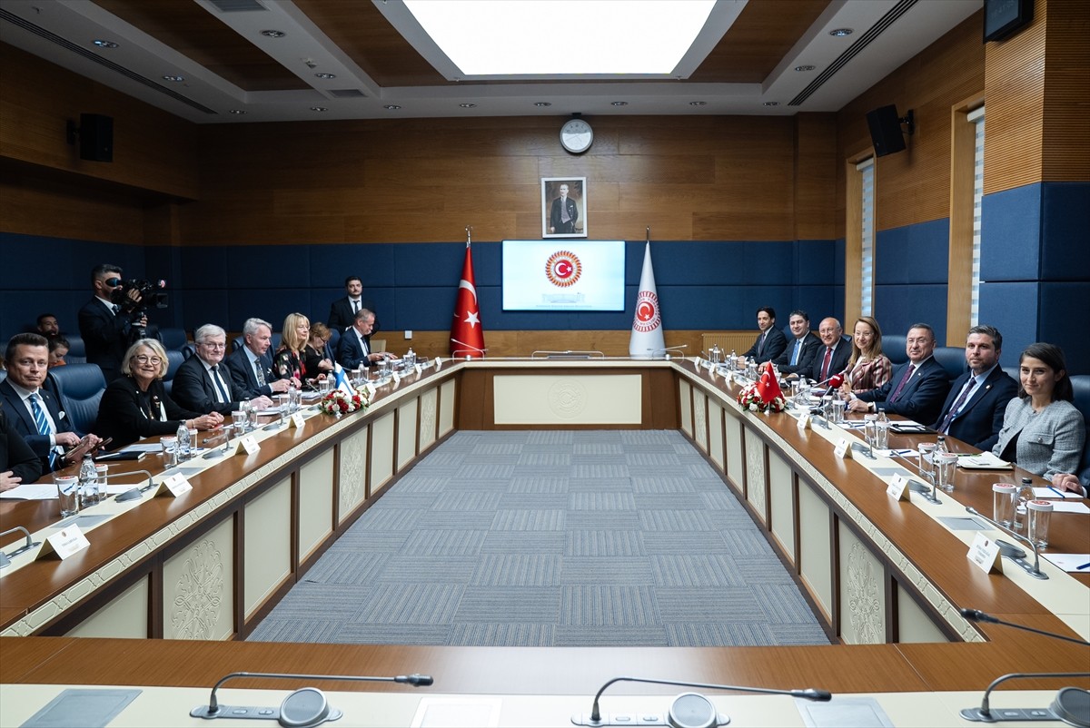 TBMM Dışişleri Komisyonu Başkanı Fuat Oktay (sağ 3), Finlandiya Parlamentosu Dışişleri Komisyonu...