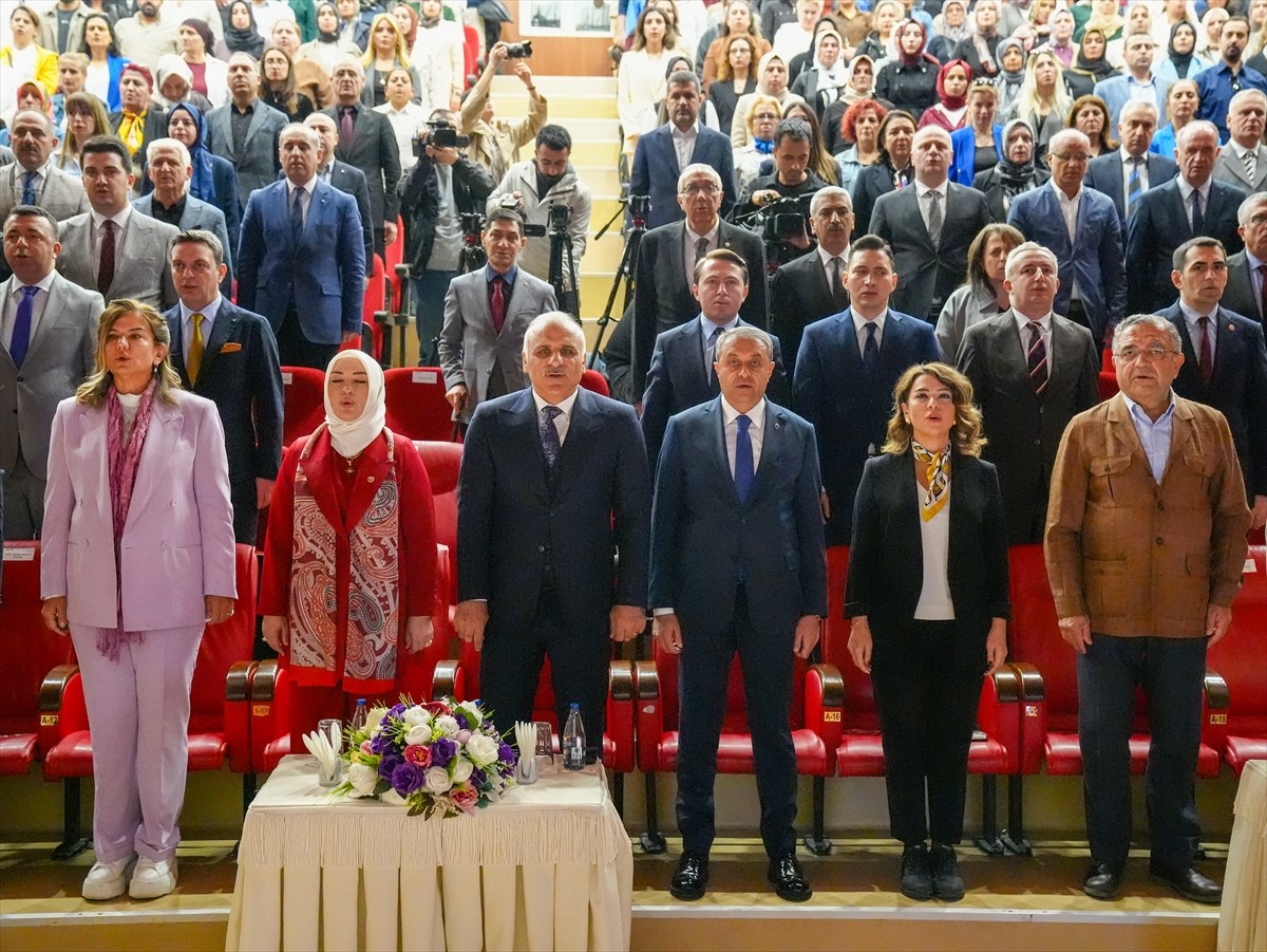TBMM Kadın Erkek Fırsat Eşitliği Komisyonunca Diyarbakır ve Şanlıurfa illerini kapsayan "Kadın...