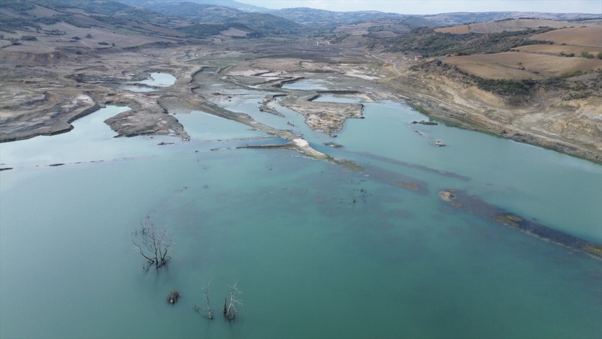 Tekirdağ'da içme suyu ve tarımsal sulamada kullanılan Naip Barajı'nın doluluk oranı, son...