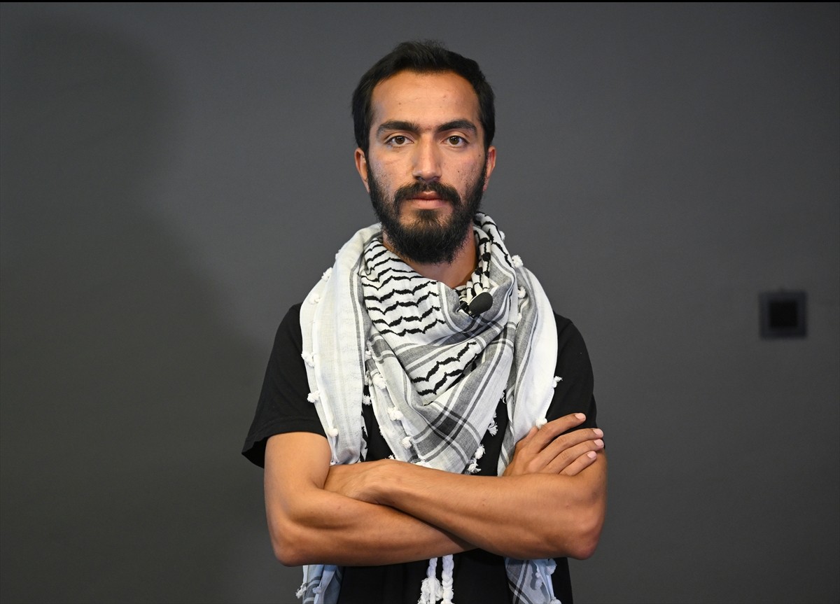 Türk aktivist 28 yaşındaki Metehan Sarı, 44 ülkeden Filistin'e destek veren binlerce aktivistin...