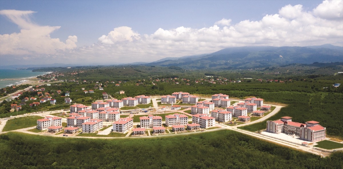 Türkiye'nin her şehrinde inşa edilecek 500 bin sosyal konut projesinin detayları cuma günü...