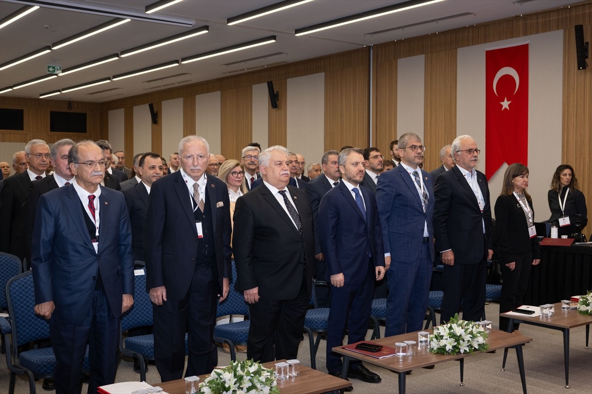 Türkiye Bilimler Akademisinin (TÜBA) 62. Genel Kurul Toplantısı Ankara'da yapıldı. Bir otelde...