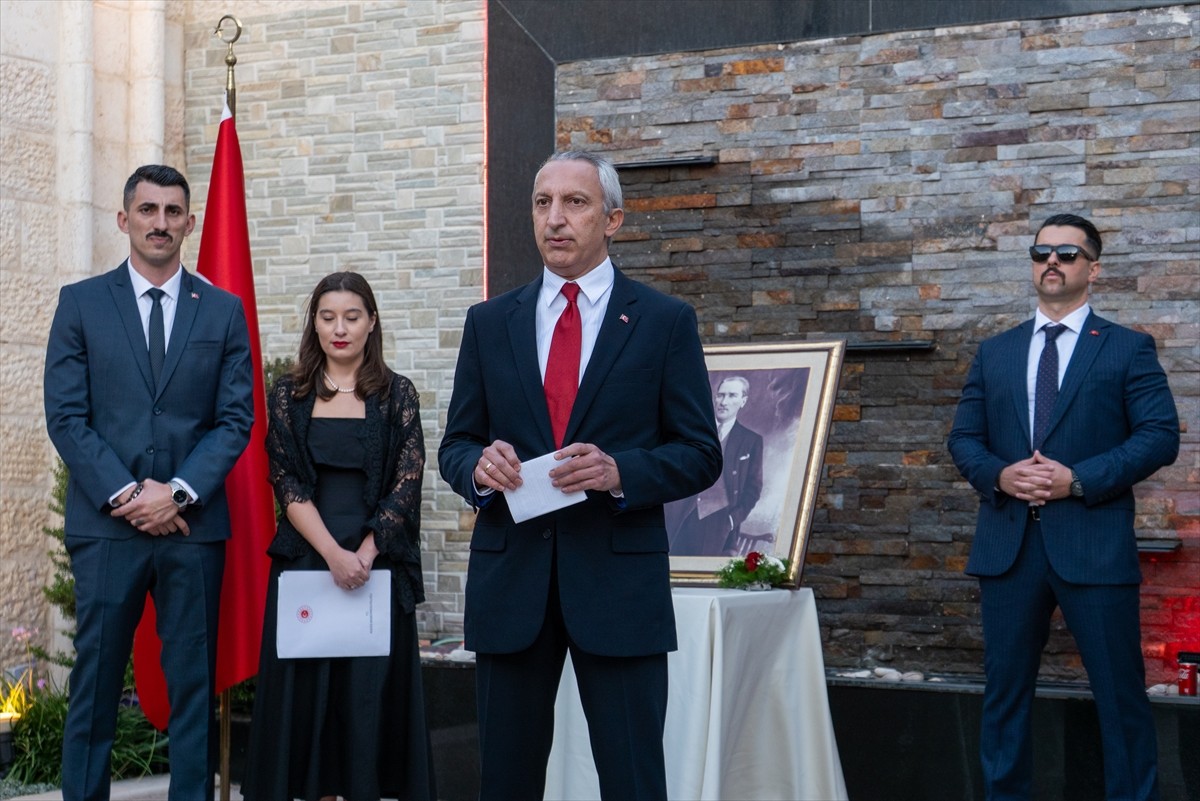 Türkiye Cumhuriyeti'nin kuruluşunun 102. yılı, işgal altındaki Doğu Kudüs'te, Türkiye’nin Filistin...