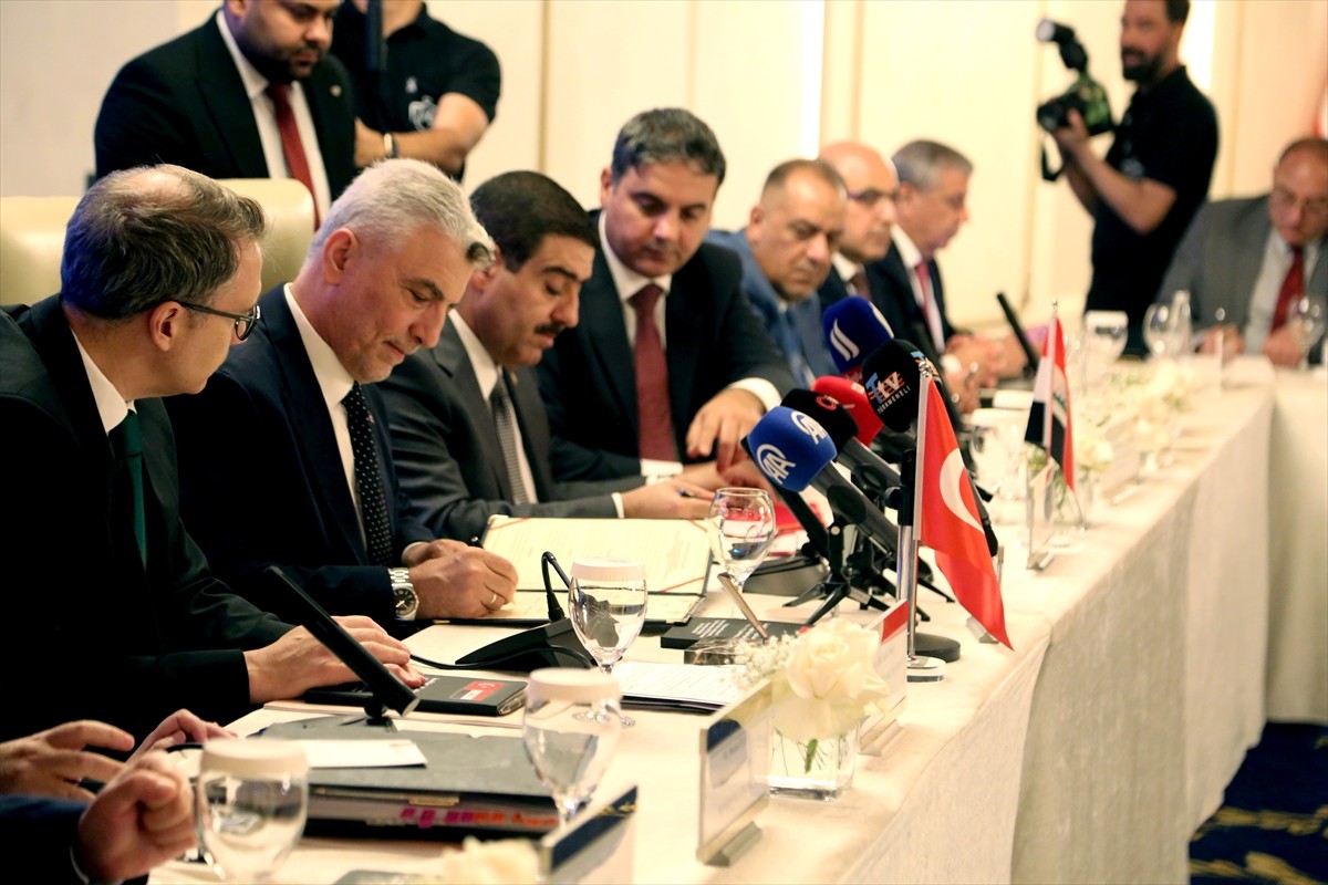 Türkiye ile Irak arasındaki ticari ve ekonomik ilişkilerin geliştirilmesi amacıyla Ekonomi ve...