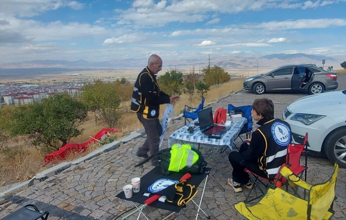 Türkiye Radyo Amatörleri Cemiyeti (TRAC) Erzurum Şubesi üyeleri, tarihte vatan savunmasında...