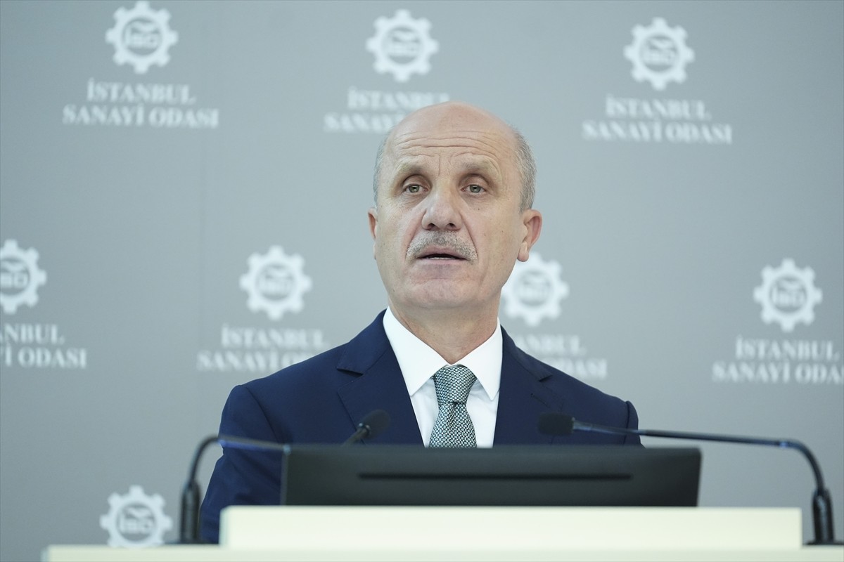 Yükseköğretim Kurulu (YÖK) Başkanı Prof. Dr. Erol Özvar, YÖK ile İstanbul Sanayi Odası (İSO)...