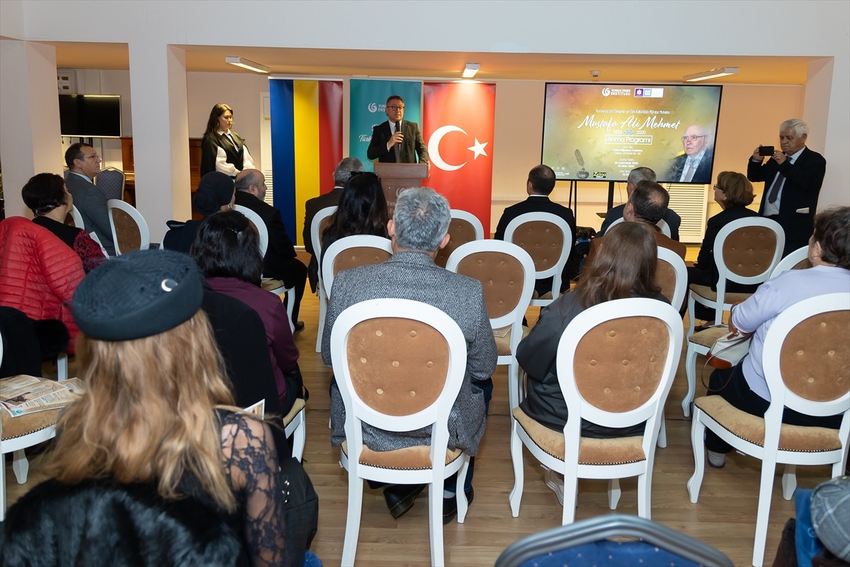 Yunus Emre Enstitüsü (YEE), Türkçe ders kitapları yazarı, Kur'an-ı Kerim'in Rumence tercümesini...