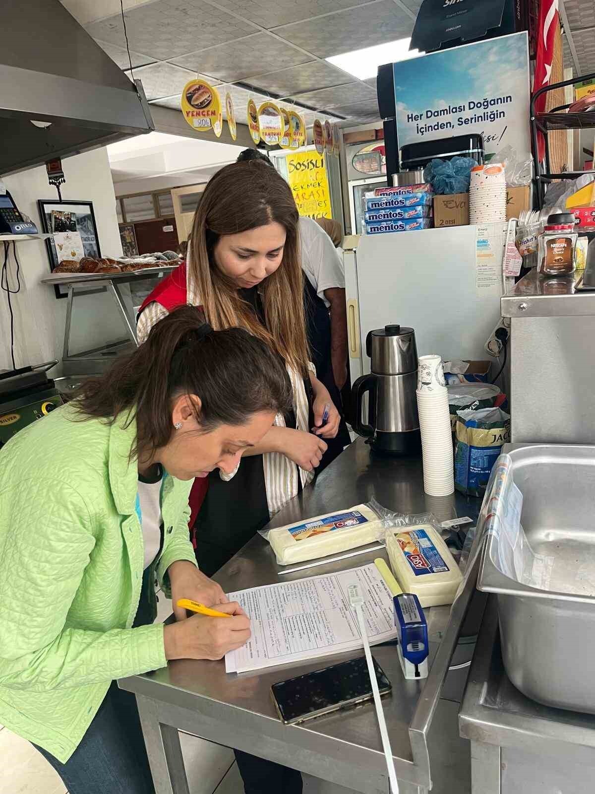 ADANA’DA 1 OCAK-15 KASIM TARİHLERİNİ KAPSAYAN DENETİMLERDE, GIDA SATIŞI YAPILAN İŞLETMELERE...