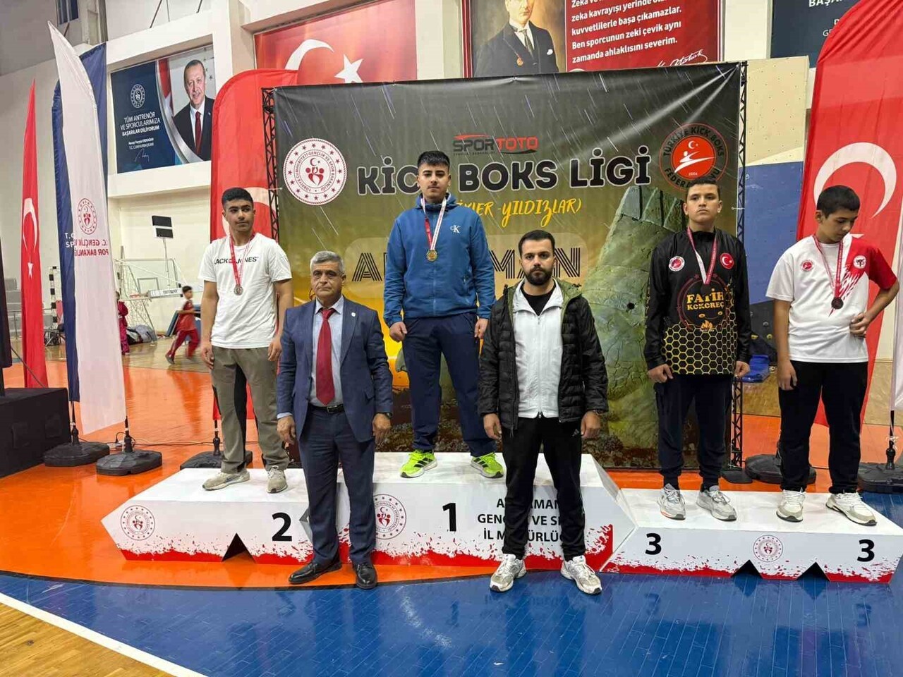 ADIYAMAN’DA GERÇEKLEŞTİRİLEN SPOR TOTO LİG MÜSABAKALARINDA TUNCELİ KAFİLESİ DÖRT MADALYA KAZANARAK...