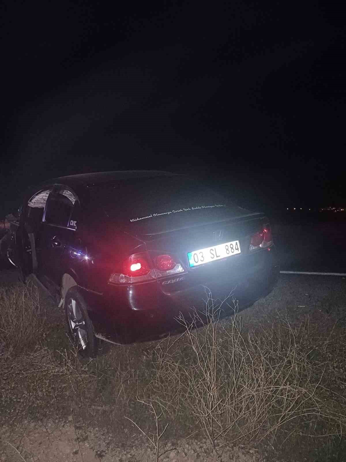 AFYONKARAHİSAR'DA TİCARİ TAKSİ İLE OTOMOBİLİN ÇARPIŞTIĞI TRAFİK KAZASINDA BİR ÇOCUK YAŞAMINI...