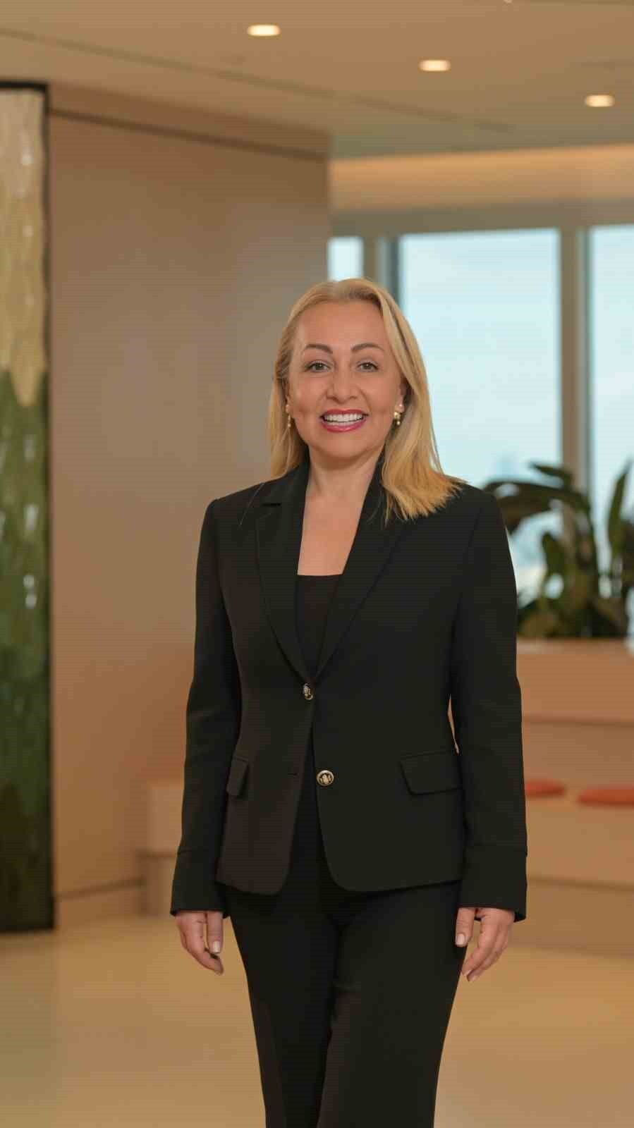 AKBANK HAZİNE VE FİNANSAL KURUMLARDAN SORUMLU GENEL MÜDÜR YARDIMCISI ŞEBNEM MURATOĞLU