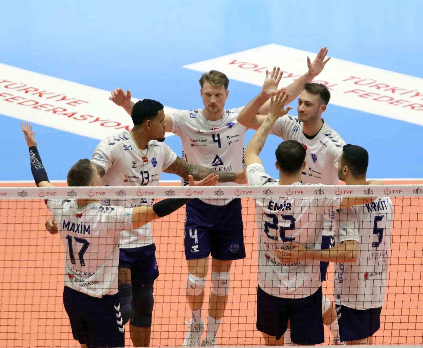 ALTEKMA, EFELER LİGİ’NİN ÜÇÜNCÜ HAFTASINDA YARIN HALKBANK’I KONUK EDECEK.